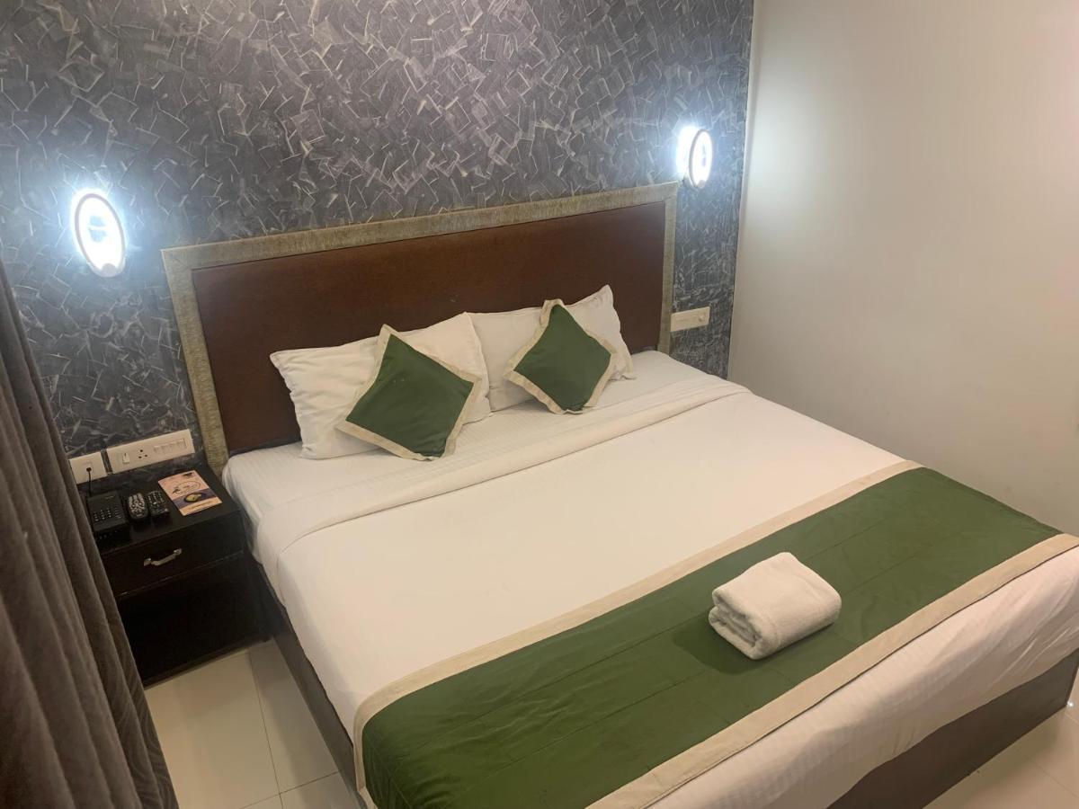 Hotel Greenlife Kochi Exteriér fotografie